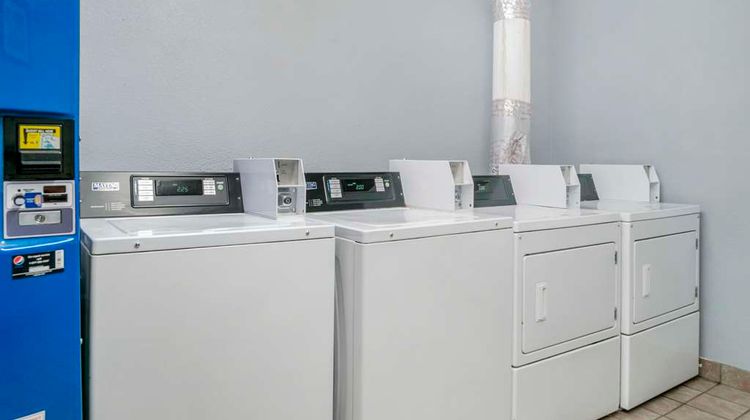 Quality Inn and Suites Livonia Detroit Other