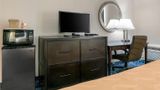 Quality Inn and Suites Livonia Detroit Room