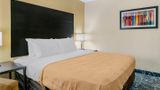 Quality Inn and Suites Livonia Detroit Room