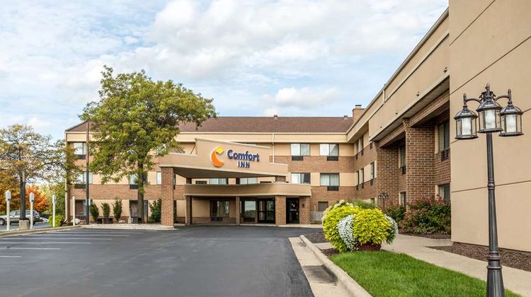 Comfort Inn Airport Exterior