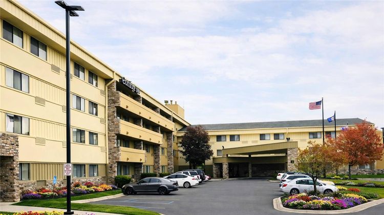 Comfort Inn Exterior