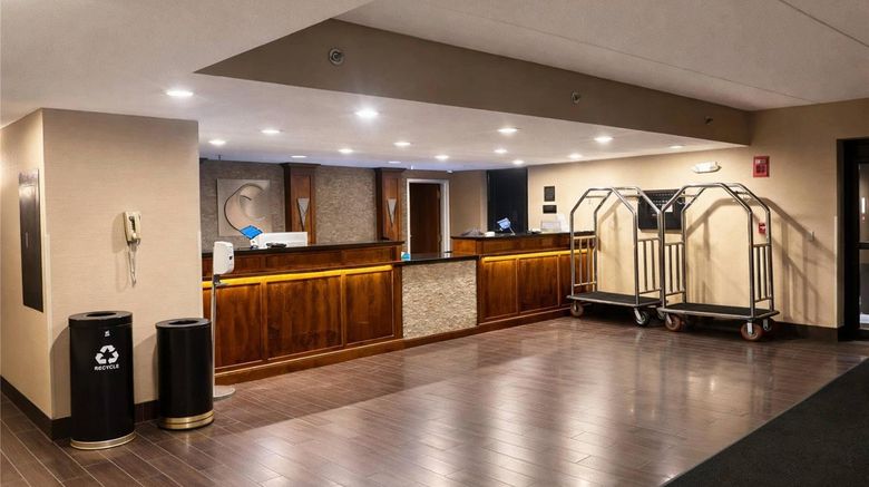 <b>Comfort Inn Lobby</b>. Images powered by <a href="https://iceportal.shijigroup.com/" title="IcePortal" target="_blank">IcePortal</a>.