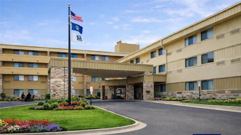 Comfort Inn Exterior. Images powered by <a href="https://iceportal.shijigroup.com" target="_blank" rel="noopener">Ice Portal</a>.