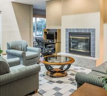 Quality Inn I-94 near Wings Stadium Lobby