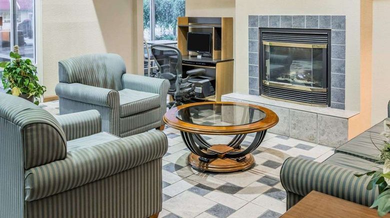 <b>Quality Inn I-94 near Wings Stadium Lobby</b>. Images powered by <a href="https://iceportal.shijigroup.com/" title="IcePortal" target="_blank">IcePortal</a>.