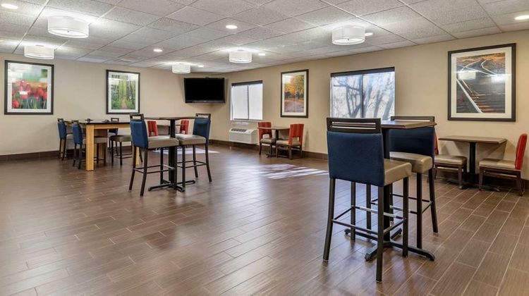 Comfort Inn & Suites Paw Paw Restaurant