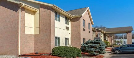 Comfort Inn & Suites Paw Paw Exterior