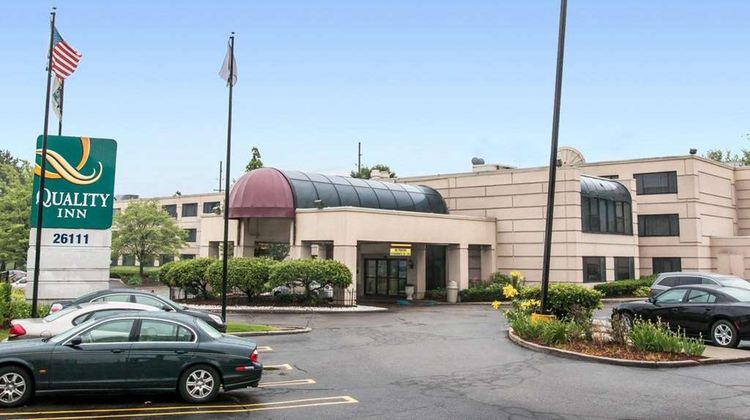 Quality Inn Southfield Exterior