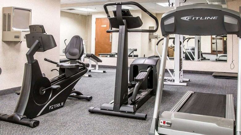 <b>Quality Inn Southfield Health</b>. Images powered by <a href="https://iceportal.shijigroup.com/" title="IcePortal" target="_blank">IcePortal</a>.
