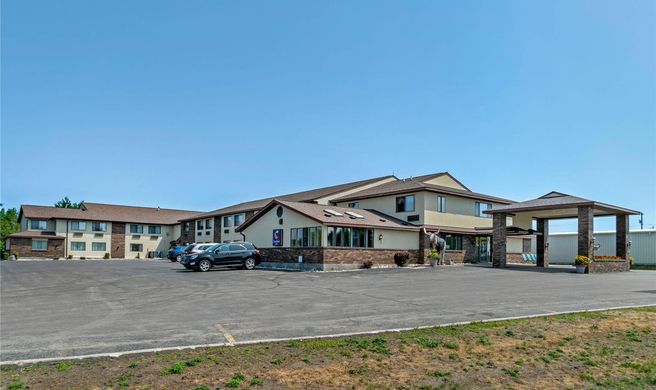 Comfort Inn Manistique Exterior