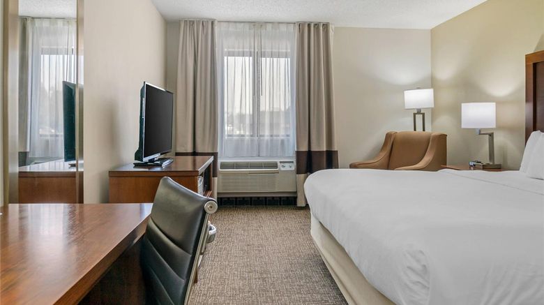 <b>Comfort Inn Manistique Room</b>. Images powered by <a href="https://iceportal.shijigroup.com/" title="IcePortal" target="_blank">IcePortal</a>.