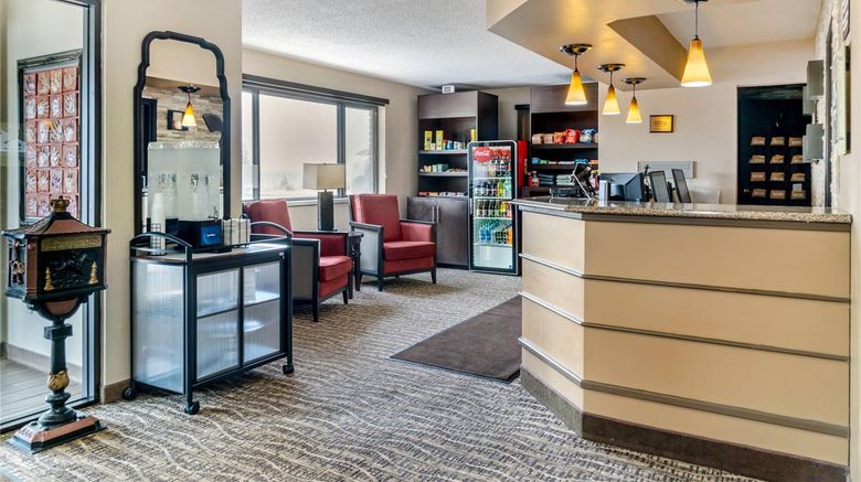<b>Comfort Inn Manistique Lobby</b>. Images powered by <a href="https://iceportal.shijigroup.com/" title="IcePortal" target="_blank">IcePortal</a>.