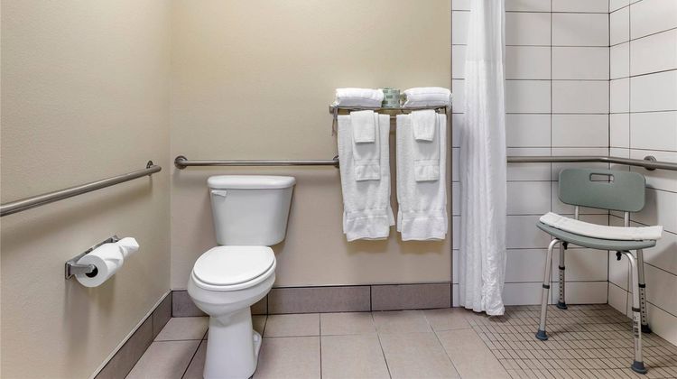 Comfort Suites Suite