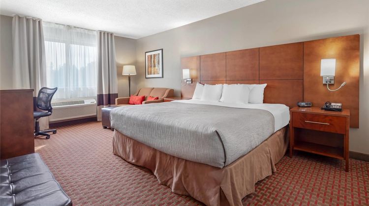 Quality Inn St Ignace Room