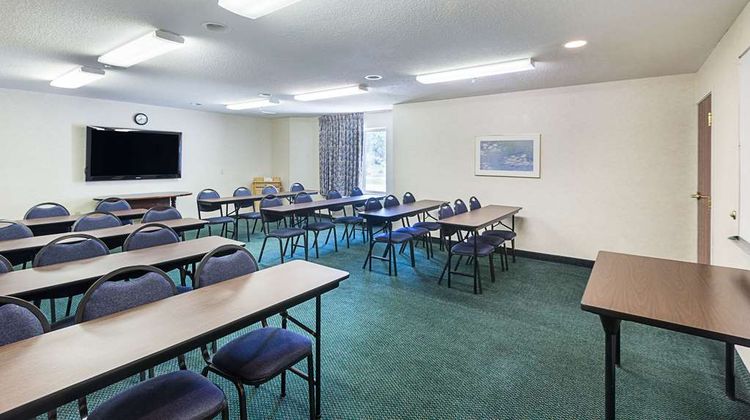 Sleep Inn & Suites Acme Meeting