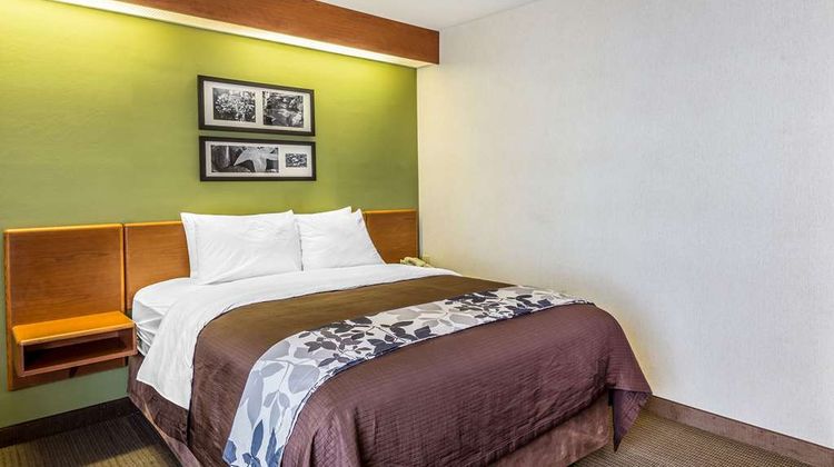 Sleep Inn & Suites Acme Room