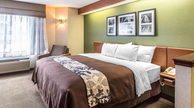Sleep Inn & Suites Acme Suite