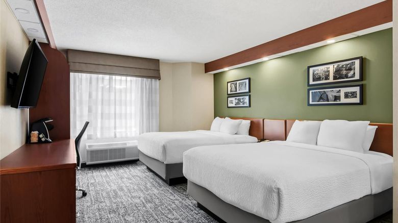 <b>Sleep Inn & Suites Acme Suite</b>. Images powered by <a href="https://iceportal.shijigroup.com/" title="IcePortal" target="_blank">IcePortal</a>.