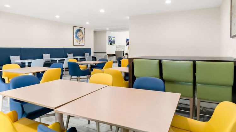Comfort Suites Restaurant