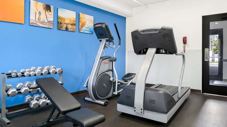 <b>Comfort Suites Health</b>. Images powered by <a href="https://iceportal.shijigroup.com/" title="IcePortal" target="_blank">IcePortal</a>.