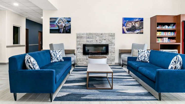 Comfort Suites Southfield-Detroit Lobby