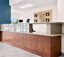 Comfort Suites Southfield-Detroit Lobby