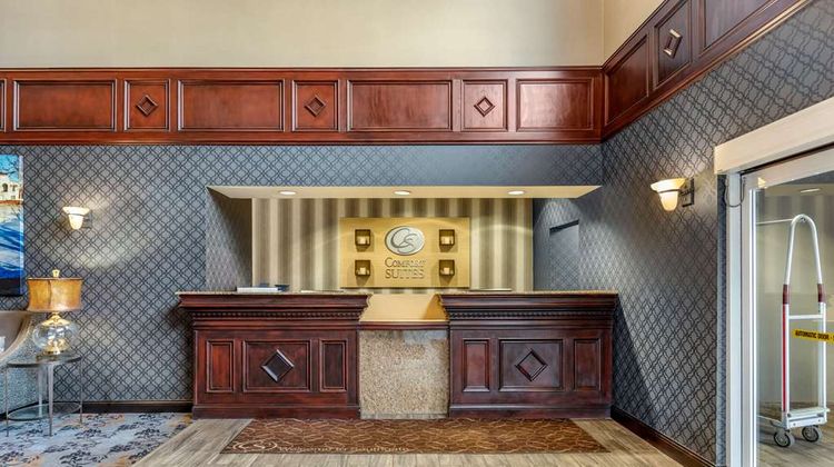 Comfort Suites Lobby