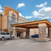 Comfort Suites Southgate Detroit