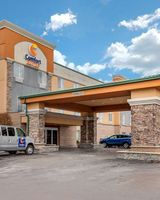 Comfort Suites Southgate Detroit