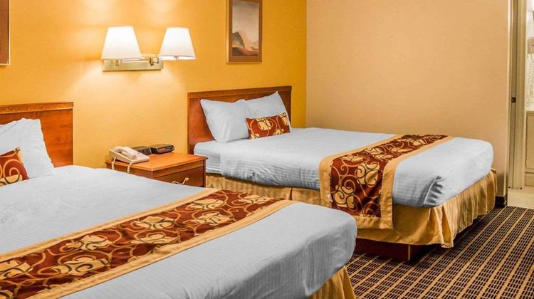 Rodeway Inn Room