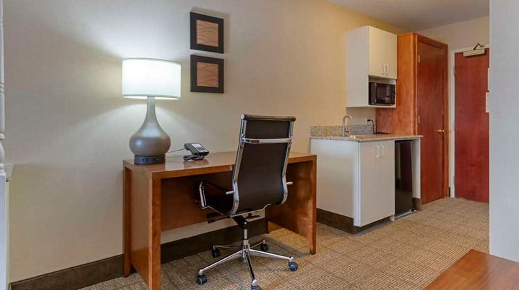 Comfort Inn and Suites Jackson North Suite