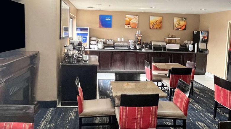 <b>Comfort Inn and Suites Jackson North Restaurant</b>. Images powered by <a href="https://iceportal.shijigroup.com/" title="IcePortal" target="_blank">IcePortal</a>.