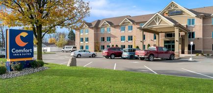 Comfort Inn and Suites Taylor Exterior