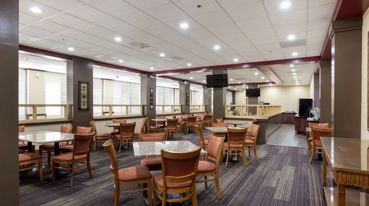 Clarion Hotel Detroit Metro Airport Restaurant