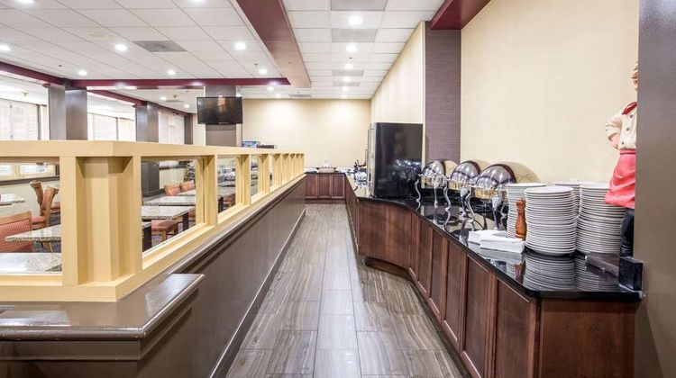 Clarion Hotel Detroit Metro Airport Restaurant