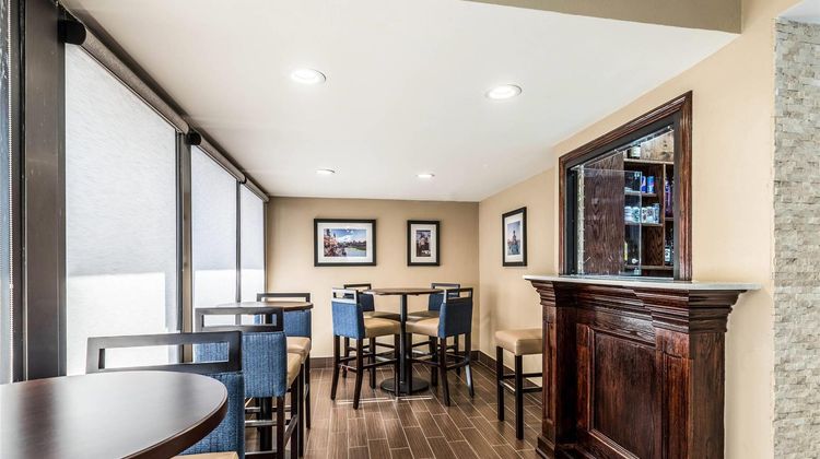 Comfort Inn Detroit Restaurant