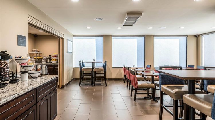 Comfort Inn Detroit Restaurant