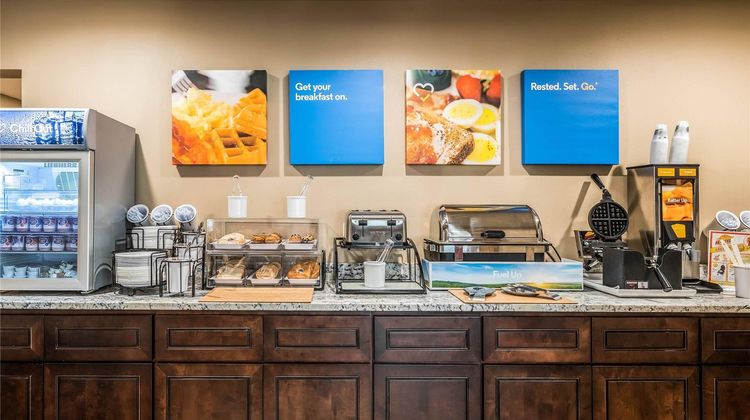Comfort Inn Detroit Restaurant