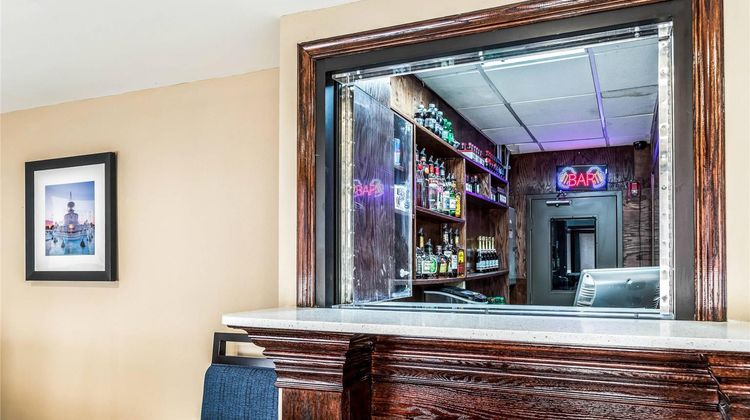 Comfort Inn Detroit Restaurant