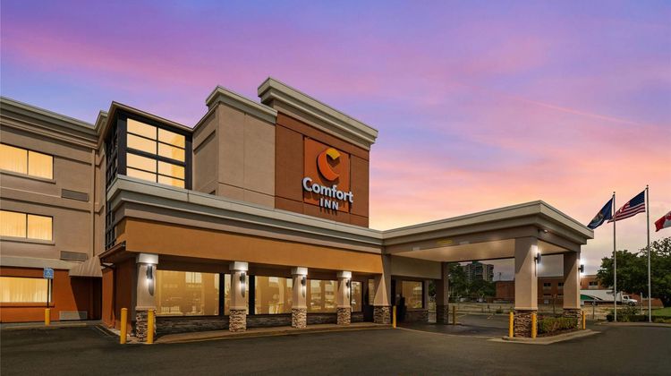 Comfort Inn Detroit Exterior