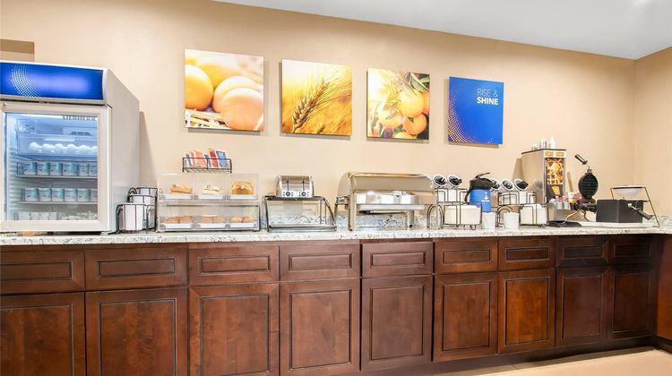 Comfort Inn Detroit Restaurant