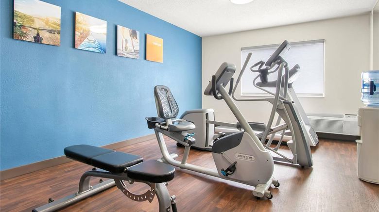 <b>Comfort Inn Detroit Health</b>. Images powered by <a href="https://iceportal.shijigroup.com/" title="IcePortal" target="_blank">IcePortal</a>.