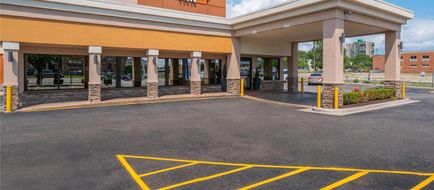 Comfort Inn Detroit Exterior