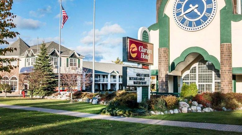 <b>Clarion Hotel Mackinaw City Beachfront Exterior</b>. Images powered by <a href="https://iceportal.shijigroup.com/" title="IcePortal" target="_blank">IcePortal</a>.