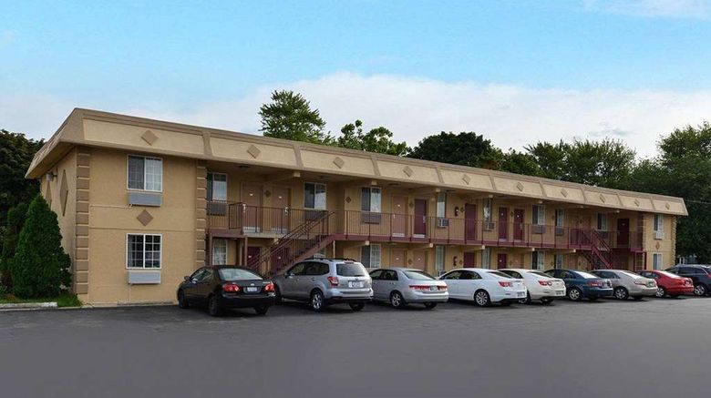 <b>Rodeway Inn St Joseph Exterior</b>. Images powered by <a href="https://iceportal.shijigroup.com/" title="IcePortal" target="_blank">IcePortal</a>.