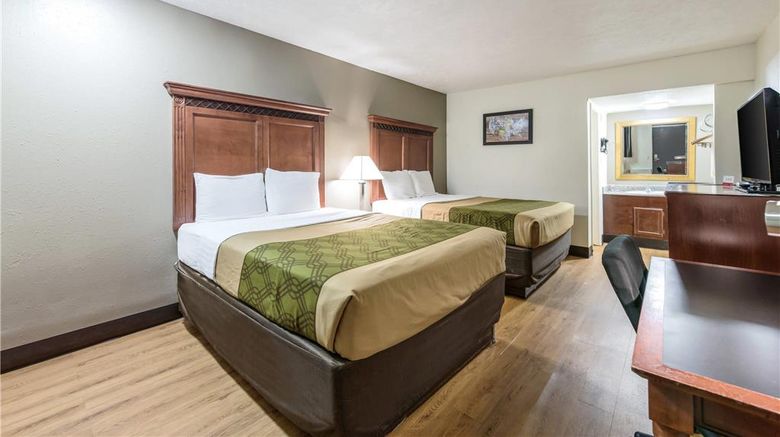 <b>Rodeway Inn St Joseph Room</b>. Images powered by <a href="https://iceportal.shijigroup.com/" title="IcePortal" target="_blank">IcePortal</a>.