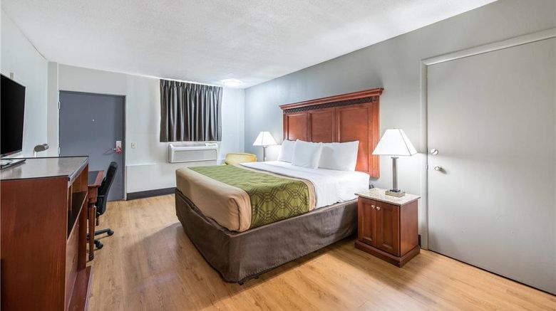<b>Rodeway Inn St Joseph Room</b>. Images powered by <a href="https://iceportal.shijigroup.com/" title="IcePortal" target="_blank">IcePortal</a>.