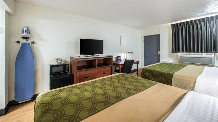 Rodeway Inn St Joseph Room