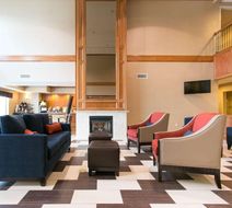 Comfort Suites of Benton Harbor Lobby