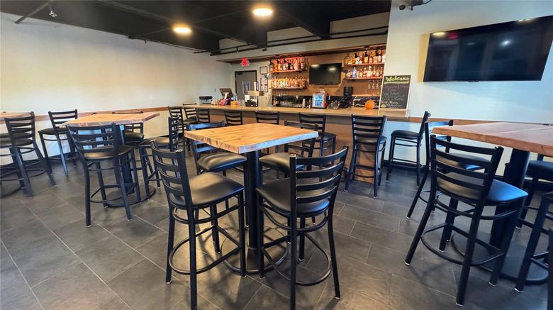 <b>Country Inn & Suites Battle Creek Restaurant</b>. Images powered by <a href="https://iceportal.shijigroup.com/" title="IcePortal" target="_blank">IcePortal</a>.